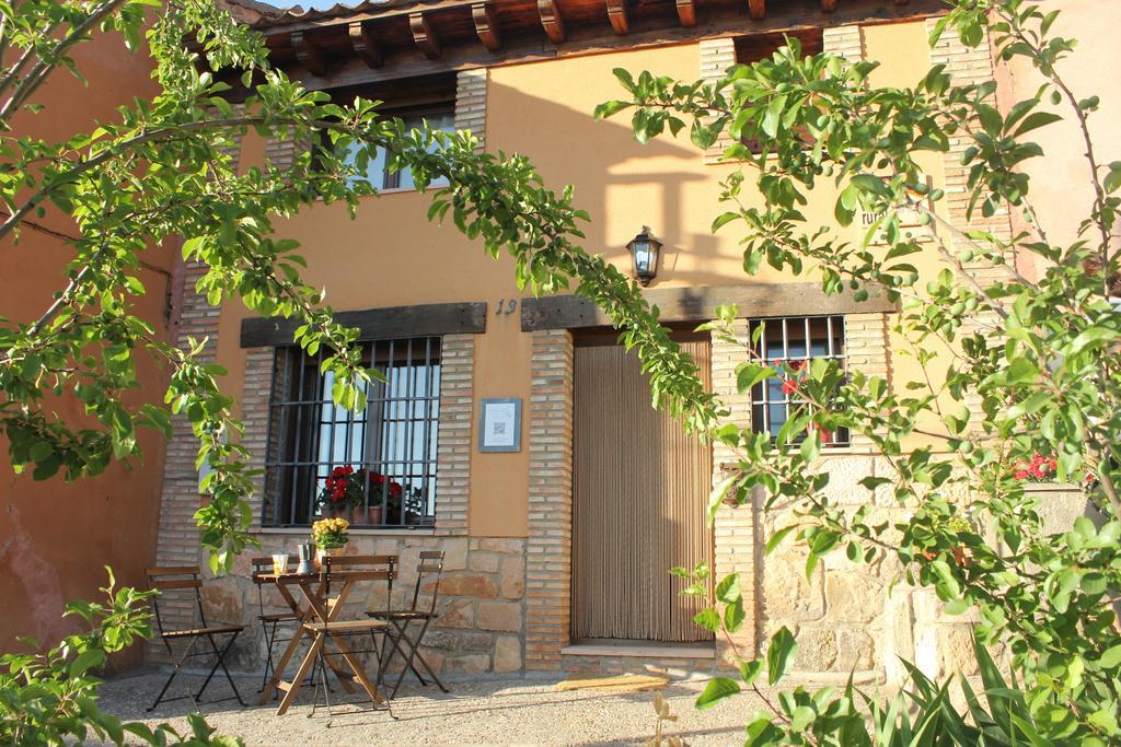 La Caseja De Ayllon Exterior photo